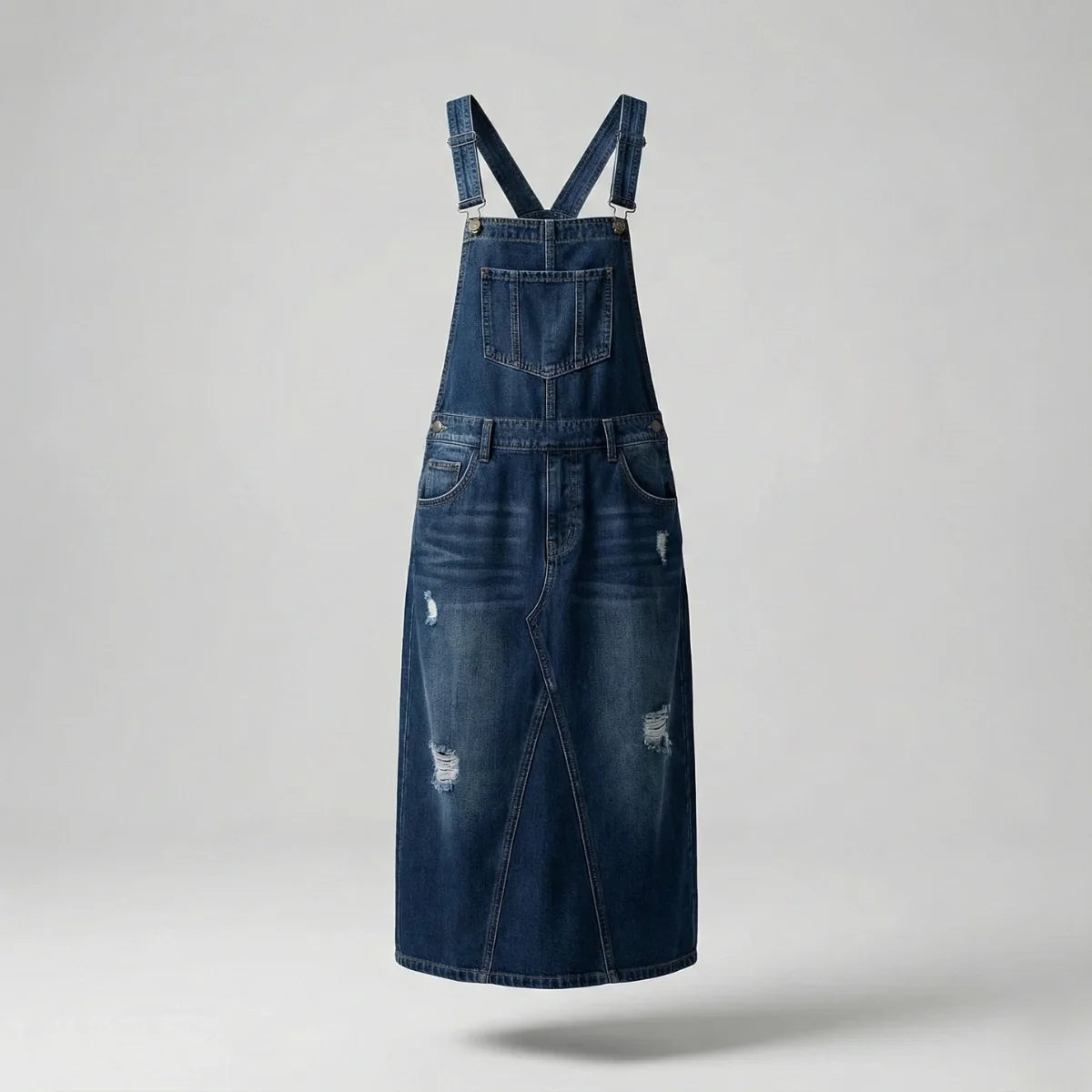 Gardaly Distressed-Denim-Latzkleid mit Rückenschlitz