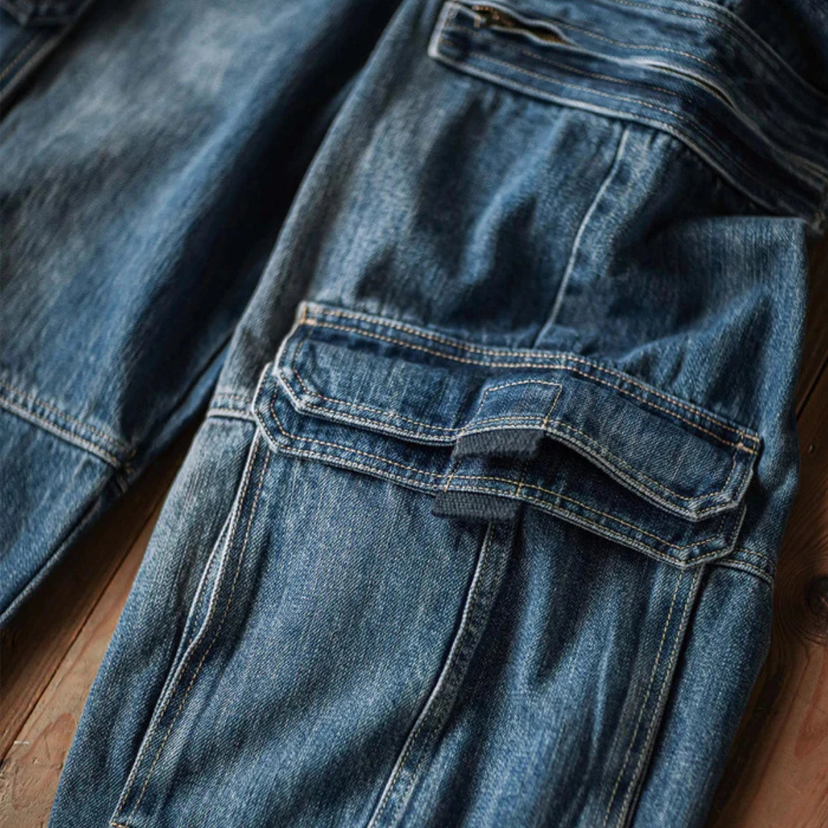 Gardaly Denim-Latzhose mit doppelter Klappentasche