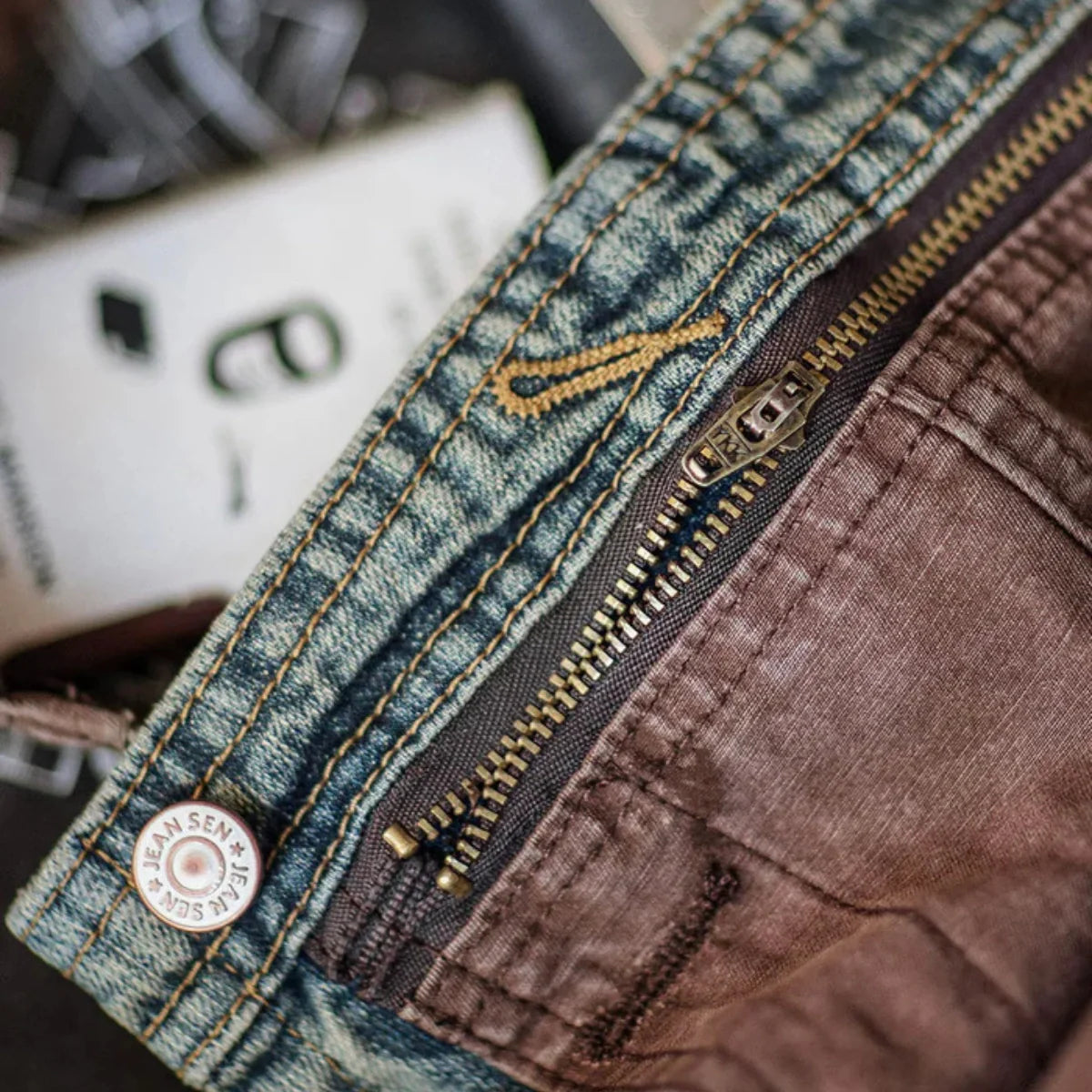 Gardaly Denim-Latzhose mit Kontrastpaneelen